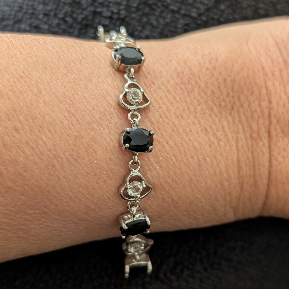 Silver Tone Black Stone Tennis Bracelet Clear Crystal Heart Link Elegant Fashion - Picture 2 of 6